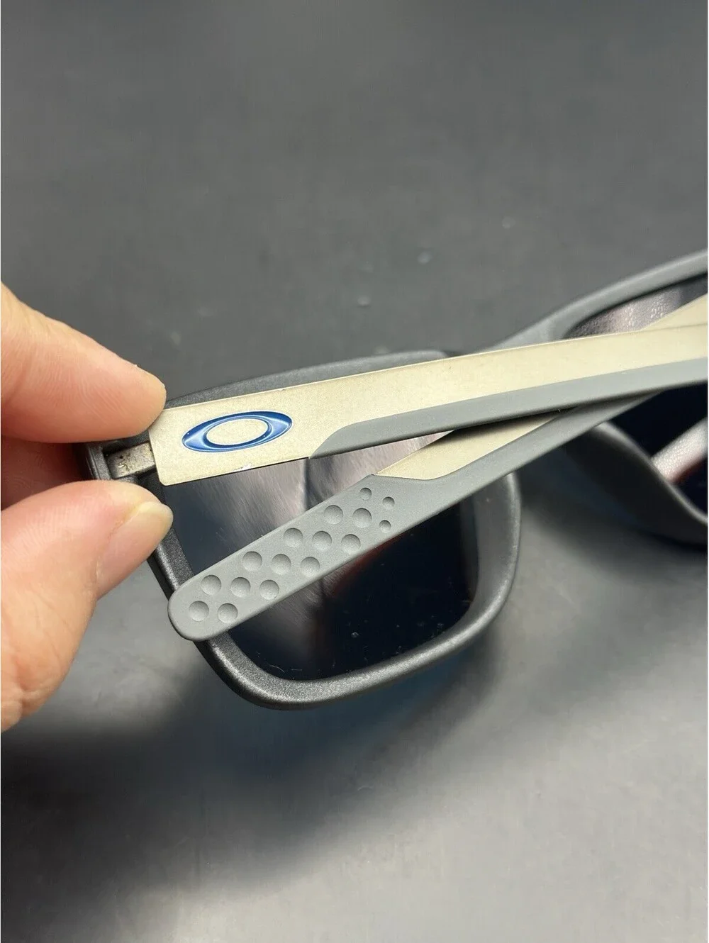 Oakley Holbrook Mix Metal Steel W/Ruby Iridium Lenses